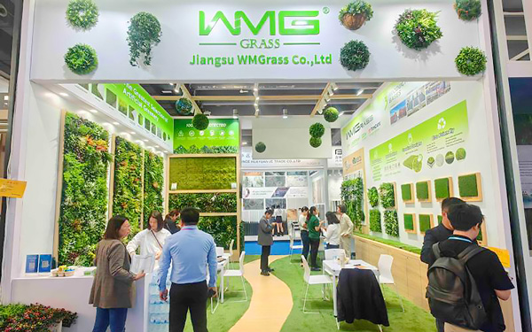 在广交会展位搭建中，营造自然氛围的绿植摆放指南